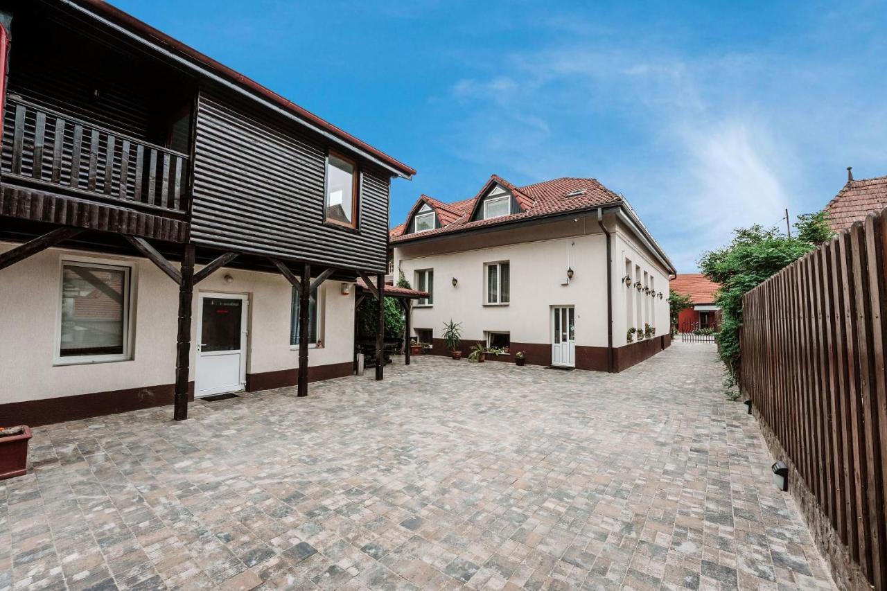 Palas Boutique Sighisoara Exterior photo